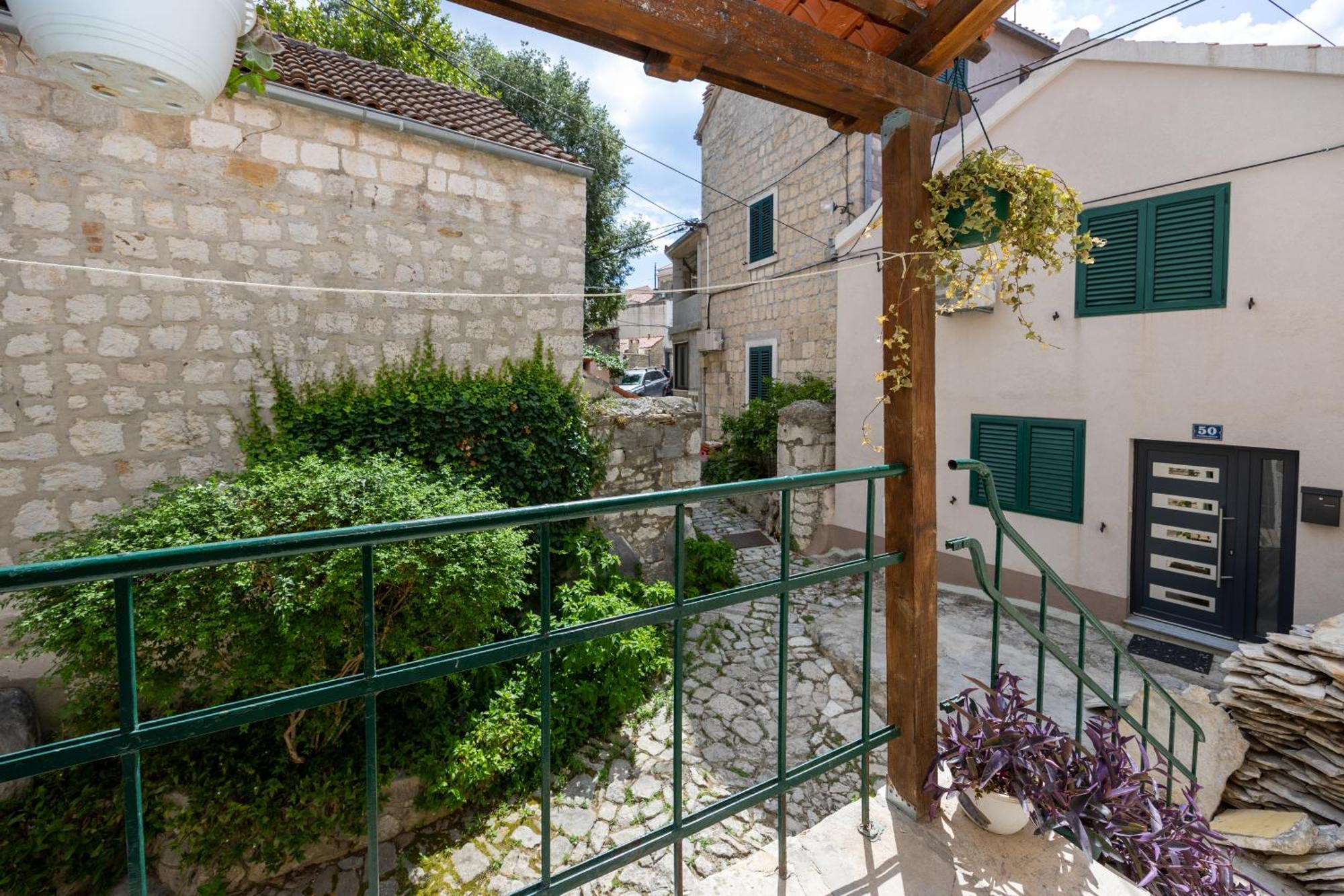 Kruna Apartments Est 2024 Split Exterior photo